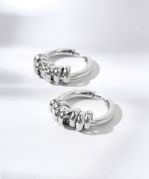 ROSE BUD(ローズバッド)の「RING HOOP PIERCE(ピアス(両耳用)・レディース・シルバー・ONE SIZE)」の9枚目の写真