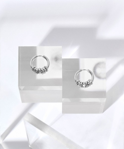ROSE BUD(ローズバッド)の「RING HOOP PIERCE(ピアス(両耳用)・レディース・シルバー・ONE SIZE)」の5枚目の写真