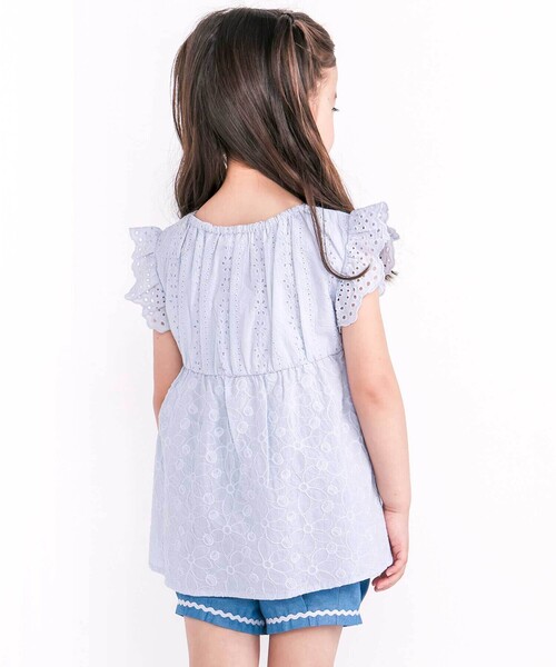 SLAP SLIP（スラップスリップ）の「袖レースクロシェ編みドッキングチュニック(80~130cm)（シャツ/ブラウス・キッズ・ピンク/ブルー・90cm/100cm/130cm/120cm/110cm/80ｃｍ）」の4枚目の写真