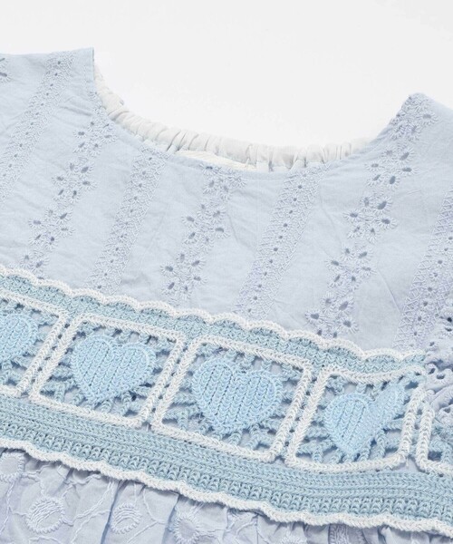 SLAP SLIP（スラップスリップ）の「袖レースクロシェ編みドッキングチュニック(80~130cm)（シャツ/ブラウス・キッズ・ピンク/ブルー・90cm/100cm/130cm/120cm/110cm/80ｃｍ）」の10枚目の写真