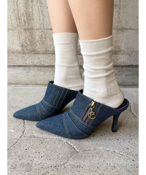 EVRIS（エヴリス）の「Eチャームポインテッドトゥミュール（サンダル・レディース・ブラック/インディゴブルー・SMALL/MEDIUM/LARGE）」の7枚目の写真