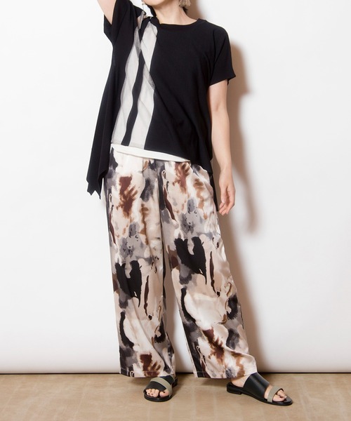 OSMOSIS（オズモーシス）の「サイドドレープニットプルオーバー（ニット/セーター・レディース・ブラック/アッシュグレー/ブルー・ONE SIZE）」の10枚目の写真