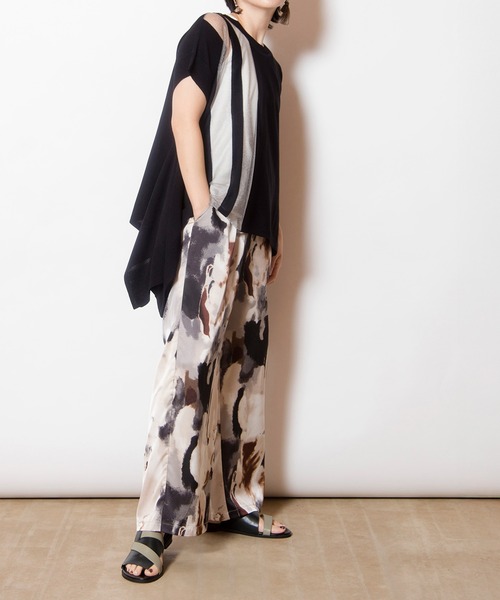 OSMOSIS（オズモーシス）の「サイドドレープニットプルオーバー（ニット/セーター・レディース・ブラック/アッシュグレー/ブルー・ONE SIZE）」の12枚目の写真