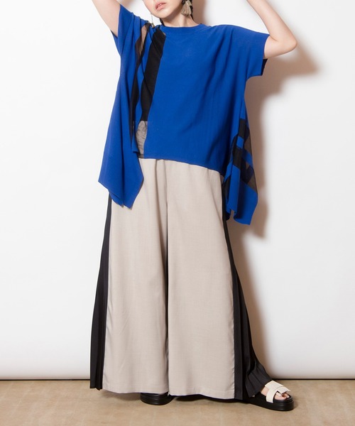 OSMOSIS（オズモーシス）の「サイドドレープニットプルオーバー（ニット/セーター・レディース・ブラック/アッシュグレー/ブルー・ONE SIZE）」の15枚目の写真