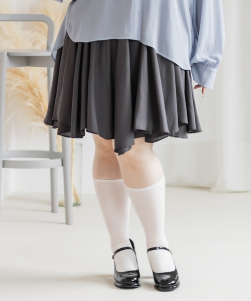 CLETTE(クレット)の「フレアミニスカート(スカート・レディース・オフホワイト/グレイッシュベージュ/チャコールグレー・LL/3L/4L)」の21枚目の写真