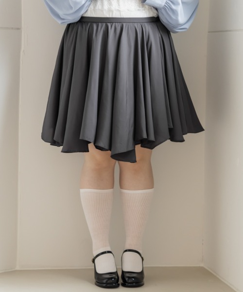 CLETTE(クレット)の「フレアミニスカート(スカート・レディース・オフホワイト/グレイッシュベージュ/チャコールグレー・LL/3L/4L)」の10枚目の写真