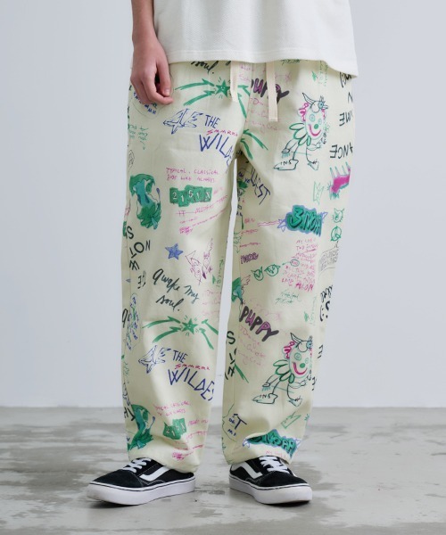 Revo.（レボ）の「Revo. イラストタッチ 総柄プリント イージーパンツ（その他パンツ・メンズ・アイボリー/キナリ・2/1）」の6枚目の写真