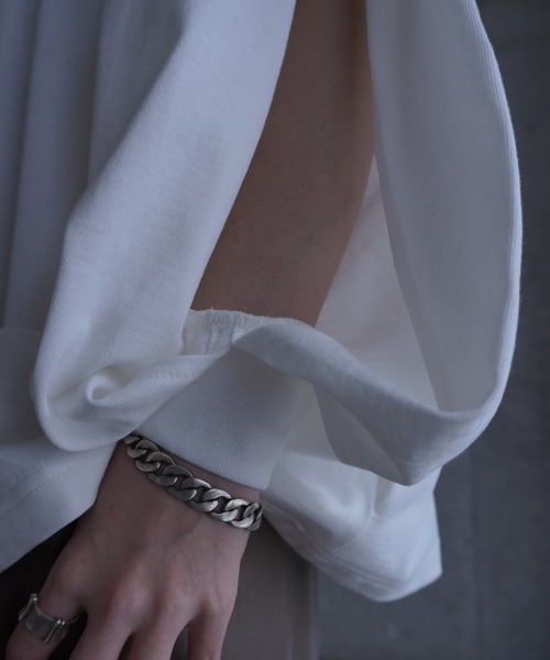 k3&co.(ケイスリーアンドコー)の「Pleated shoulder top(Tシャツ/カットソー・レディース・ホワイト/チャコール・ONE SIZE)」の7枚目の写真