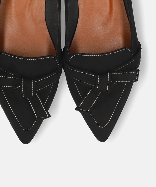 MAMIAN(マミアン)の「ポインテッドトゥ ステッチリボンデザイン フラットパンプス(パンプス・レディース・チャコールグレー/ブラック・23.5cm/24.5cm/24.0cm/23.0cm/22.5cm/25.0cm)」の13枚目の写真