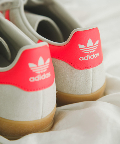 【新品】GAZELLE INDOOR adidas×アーバンリサーチ26.5cm アーバンリサーチ」でしか手に入らない「アディダス」のガゼル