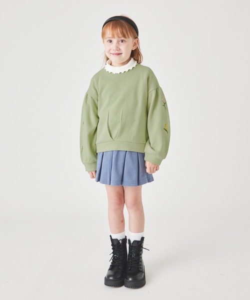 ever closet(エバークローゼット)の「袖刺繍 トレーナー(Tシャツ/カットソー・キッズ・ブラウン系その他3/ベージュ/チャコール/グリーン/イエロー系その他/ラベンダー/ミント/ピンク/スモークピンク・80cm/90cm/100cm/110cm/120cm/130cm/140cm/150cm/160cm)」の13枚目の写真