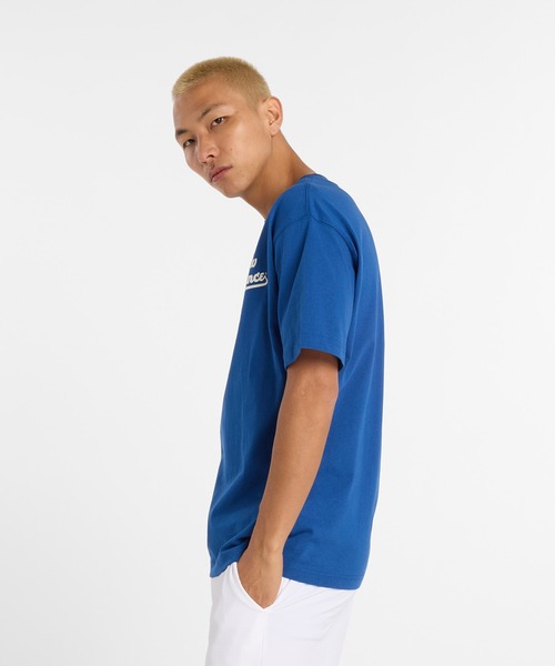 NEW BALANCE(ニューバランス)の「Athletics レガシーショートスリーブTシャツ(Tシャツ/カットソー・メンズ・ライトベージュ/コバルトブルー/ベージュ・LARGE/MEDIUM/X-LARGE/XX-LARGE/SMALL)」の12枚目の写真
