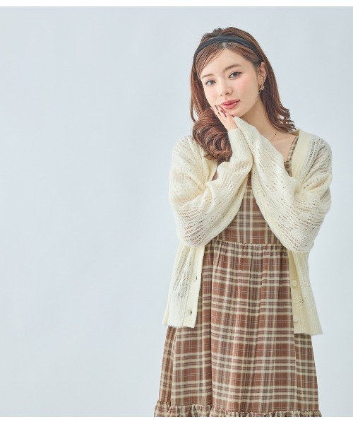 PEACH JOHN（ピーチジョン）の「透かしフラワーカーディガン（カーディガン/ボレロ・レディース・アイボリー/グレイッシュベージュ/ピンク・ONE SIZE）」の6枚目の写真