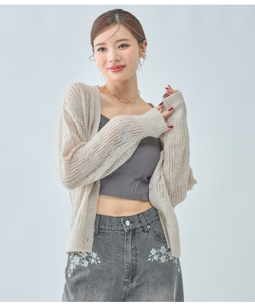 PEACH JOHN（ピーチジョン）の「透かしフラワーカーディガン（カーディガン/ボレロ・レディース・アイボリー/グレイッシュベージュ/ピンク・ONE SIZE）」の9枚目の写真