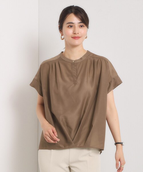 ITS'DEMO(イッツデモ)の「【手洗い可】シアー裾タックブラウス(シャツ/ブラウス・レディース・オフホワイト/ブラック/ダークブラウン/ブルー・00)」の7枚目の写真