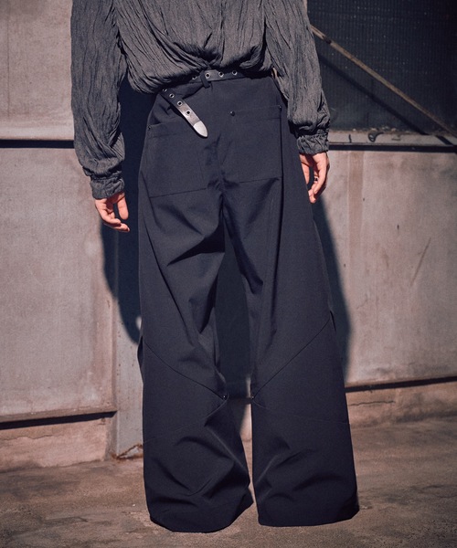 CASPER JOHN（キャスパージョン）の「Protect tuck wide pants / プロテクトタックワイドパンツ（その他パンツ・メンズ・カーキ/ブラック・SMALL/X-SMALL/LARGE/MEDIUM）」の15枚目の写真