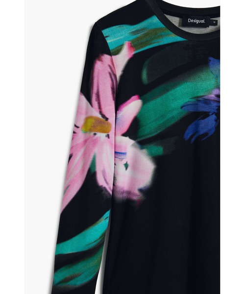 Desigual(デシグアル)の「水彩画風フローラル長袖Tシャツ ブラック(Tシャツ/カットソー・レディース・ブラック・M/L/XL/XS/S)」の4枚目の写真