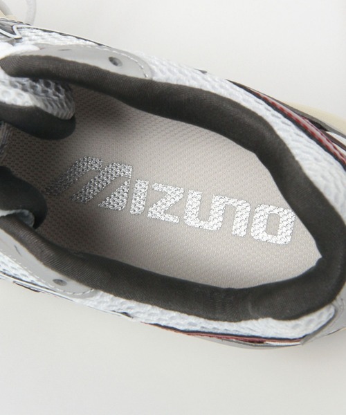 studio CLIP(スタディオクリップ)の「【MIZUNO】WAVE RIDER 10(スニーカー・レディース・オフホワイト/レッド・MEDIUM/LARGE)」の8枚目の写真