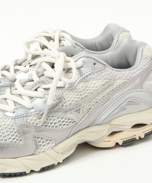 studio CLIP(スタディオクリップ)の「【MIZUNO】WAVE RIDER 10(スニーカー・レディース・オフホワイト/レッド・MEDIUM/LARGE)」の10枚目の写真