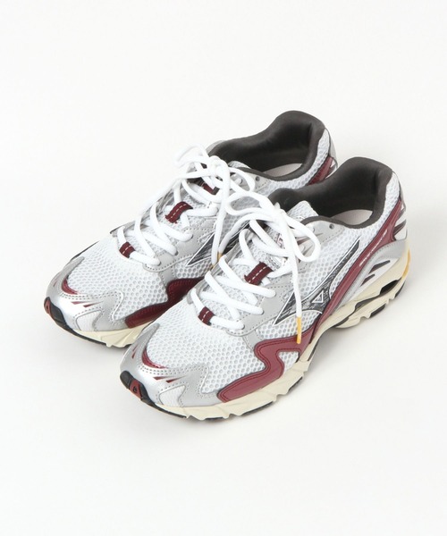 studio CLIP(スタディオクリップ)の「【MIZUNO】WAVE RIDER 10(スニーカー・レディース・オフホワイト/レッド・MEDIUM/LARGE)」の20枚目の写真