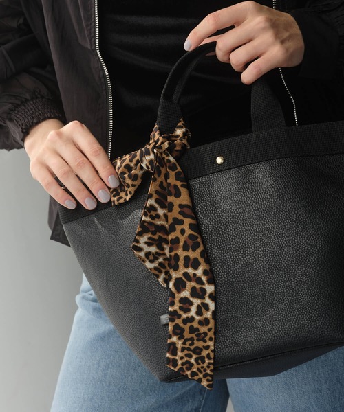 ZAKKA-BOX(ザッカボックス)の「レオパードリボンスカーフ(バンダナ/スカーフ・レディース・レオパード/その他/その他2・FREE)」の1枚目の写真