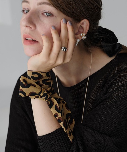 ZAKKA-BOX(ザッカボックス)の「レオパードリボンスカーフ(バンダナ/スカーフ・レディース・レオパード/その他/その他2・FREE)」の4枚目の写真