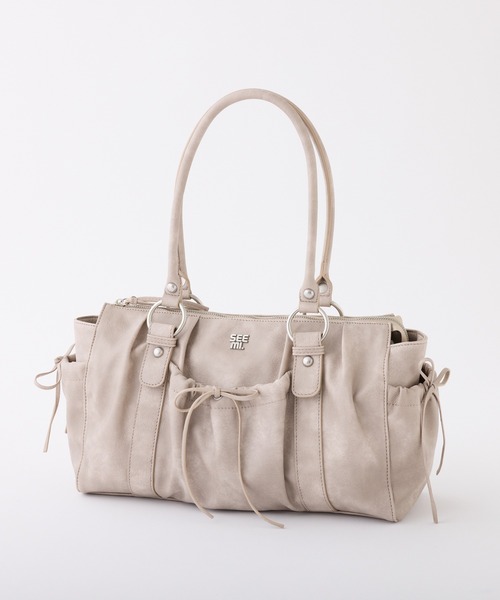 one after another NICE CLAUP(ワンアフターアナザーナイスクラップ)の「【Seemi.】ドロストバッグ(ショルダーバッグ・レディース・チャコールグレー/ブラウン/ベージュ・FREE)」の5枚目の写真