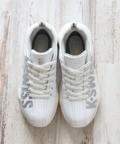 K-SWISS（ケースイス）の「【K-SWISS/ケースイス】厚底ビッグロゴスニーカー（スニーカー・メンズ・ブラック/ホワイト・23.0cm/23.5cm/24.0cm/24.5cm/25.0cm/25.5cm/26.0cm/26.5cm/27.0cm/27.5cm/28.0cm）」の21枚目の写真