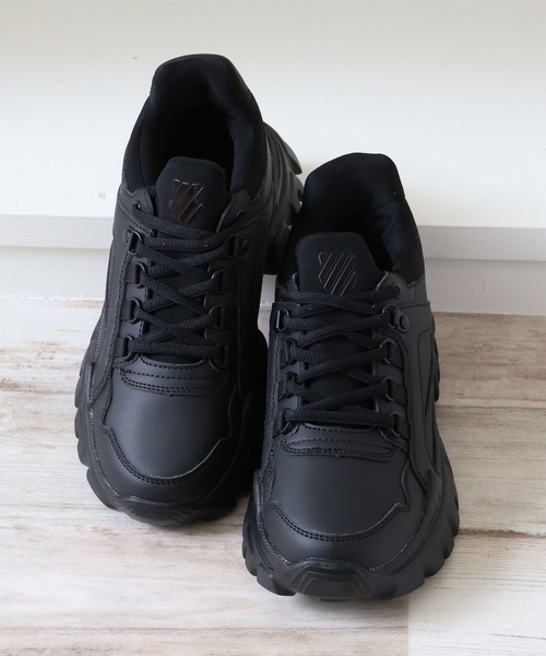 K-SWISS（ケースイス）の「【K-SWISS/ケースイス】厚底ビッグロゴスニーカー（スニーカー・メンズ・ブラック/ホワイト・23.0cm/23.5cm/24.0cm/24.5cm/25.0cm/25.5cm/26.0cm/26.5cm/27.0cm/27.5cm/28.0cm）」の12枚目の写真