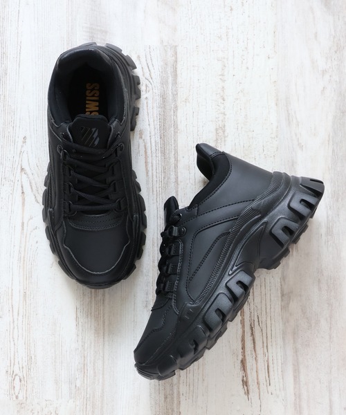 K-SWISS（ケースイス）の「【K-SWISS/ケースイス】厚底ビッグロゴスニーカー（スニーカー・メンズ・ブラック/ホワイト・23.0cm/23.5cm/24.0cm/24.5cm/25.0cm/25.5cm/26.0cm/26.5cm/27.0cm/27.5cm/28.0cm）」の20枚目の写真