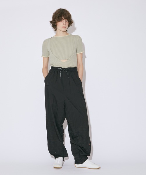 beautiful people（ビューティフルピープル）の「high gauge side-c rib pullover（ニット/セーター・レディース・イエロー×グリーン/ホワイト×ブラック/グリーン×オレンジ・38/36）」の9枚目の写真