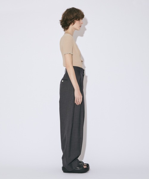 beautiful people（ビューティフルピープル）の「high gauge side-c rib pullover（ニット/セーター・レディース・イエロー×グリーン/ホワイト×ブラック/グリーン×オレンジ・38/36）」の19枚目の写真