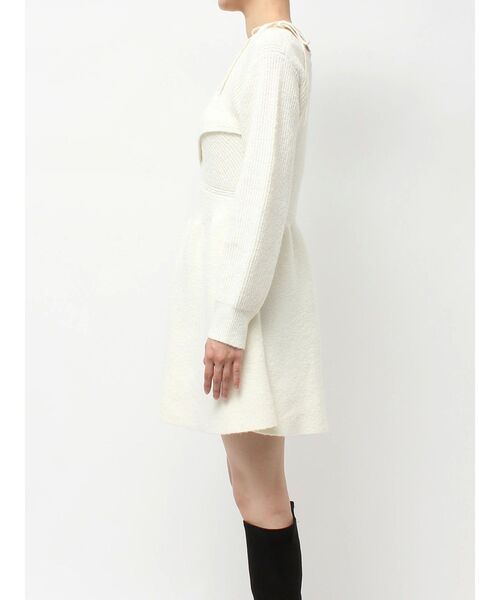 CALNAMUR（カルナムール）の「クロスデザインニットミニワンピース（ワンピース・レディース・ライトグレー/オフホワイト/ベージュ・FREE）」の9枚目の写真