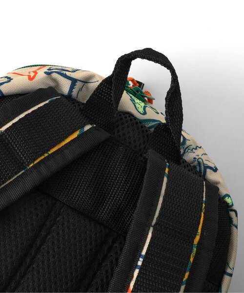 BREEZE(ブリーズ)の「恐竜総柄窓付きリュック(バックパック/リュック・キッズ・ベージュ/ブラック・FREE)」の3枚目の写真