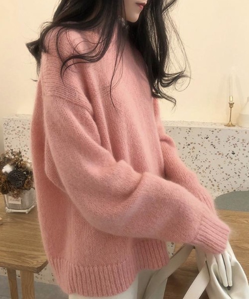 maison de LATIR（メゾンドラティール）の「ゆるふわ暖か万能ニットトップス（ニット/セーター・レディース・ブラック/ベージュ/イエロー/ピンク/オートミール・FREE）」の5枚目の写真