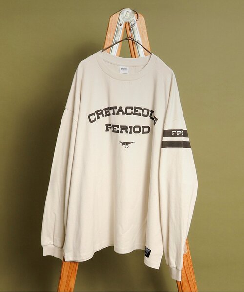 BREEZE（ブリーズ）の「【リンク】福井県立恐竜博物館コラボ ナンバーロンT(大人)（Tシャツ/カットソー・メンズ・オフホワイト/ブラック・LARGE/MEDIUM/SMALL）」の2枚目の写真