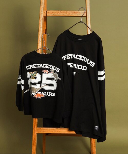 BREEZE（ブリーズ）の「【リンク】福井県立恐竜博物館コラボ ナンバーロンT(大人)（Tシャツ/カットソー・メンズ・オフホワイト/ブラック・LARGE/MEDIUM/SMALL）」の5枚目の写真