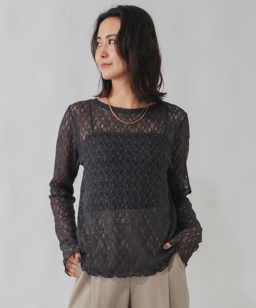 GLOBAL WORK(グローバルワーク)の「ストレッチ総レースプルオーバー長袖/580886(Tシャツ/カットソー・レディース・ブラック/ホワイト/ダークブラウン/コーラルピンク/ダークグレー/ホワイト系その他3・LARGE/MEDIUM/SMALL/X-LARGE)」の4枚目の写真