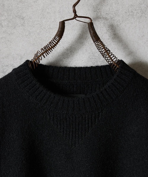NUMBER (N)INE（ナンバーナイン）の「SHETLAND WOOL VINTAGE GAZETTE KNIT SWEATER / シェットランド ウール 100% ヴィンテージ ガゼット クルーネック ニット セーター（ニット/セーター・メンズ・ブラック/オートミール・4/3/2）」の5枚目の写真