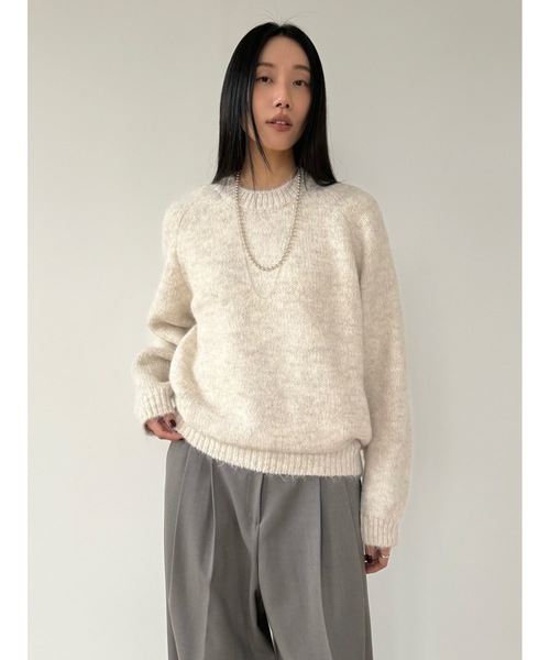 Didot.showroom(ディドット ショールーム)の「ラウンドカラーブラッシュドニット(ニット/セーター・レディース・ブラウン/グレー/カーキ/アイボリー/チャコール・FREE)」の2枚目の写真