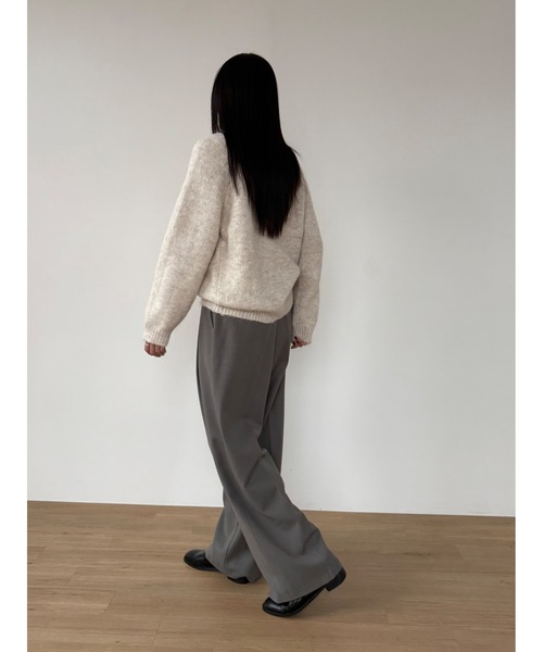Didot.showroom(ディドット ショールーム)の「ラウンドカラーブラッシュドニット(ニット/セーター・レディース・ブラウン/グレー/カーキ/アイボリー/チャコール・FREE)」の9枚目の写真