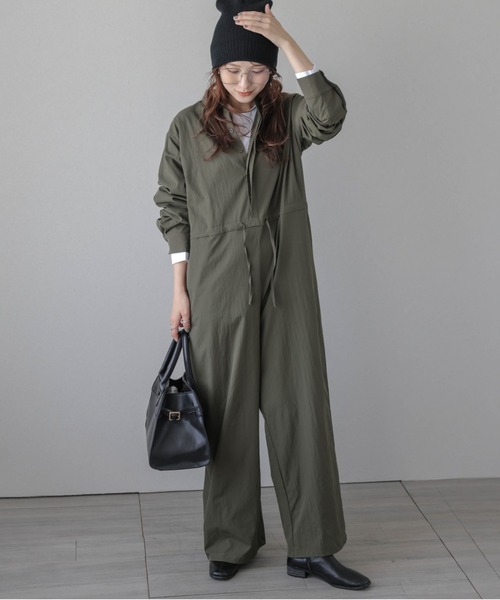 SUGAR BISKET（シュガービスケット）の「ウエストドロストオールインワン（つなぎ/オールインワン・レディース・アイボリー/カーキ/ブラック/ブラウン・フリー）」の4枚目の写真