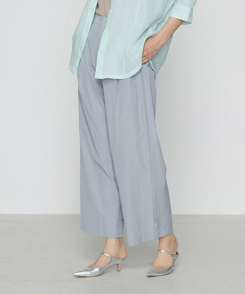 Gabardine K.T（ギャバジンケーティー）の「【2WAY】トリアセタイプライター ワイドパンツ（その他パンツ・レディース・ライトグレー・9号）」の4枚目の写真