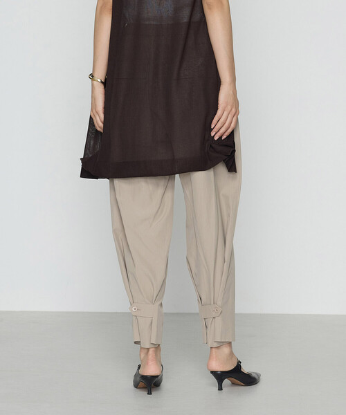 Gabardine K.T（ギャバジンケーティー）の「【2WAY】トリアセタイプライター ワイドパンツ（その他パンツ・レディース・ライトグレー・9号）」の12枚目の写真