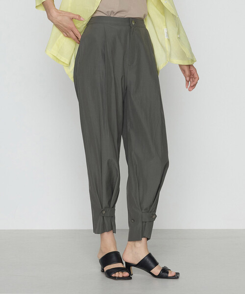 Gabardine K.T（ギャバジンケーティー）の「【2WAY】トリアセタイプライター ワイドパンツ（その他パンツ・レディース・ライトグレー・9号）」の16枚目の写真