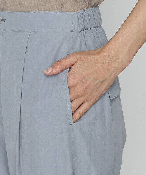 Gabardine K.T(ギャバジンケーティー)の「【2WAY】トリアセタイプライター ワイドパンツ(その他パンツ・レディース・ライトグレー/ベージュ/ブラック・9号/7号)」の10枚目の写真