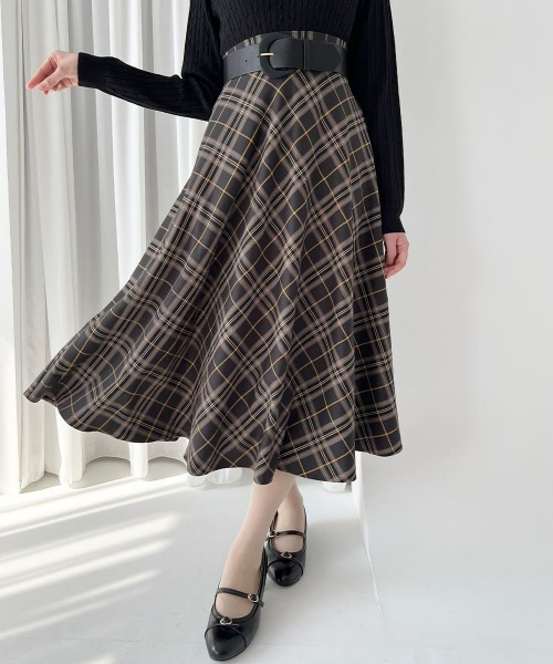 an another angelus（アンアナザーアンジェラス）の「太ベルト付きチェックフレアースカート（スカート・レディース・ブラウン/ブラック/ブルーグリーン・FREE）」の2枚目の写真