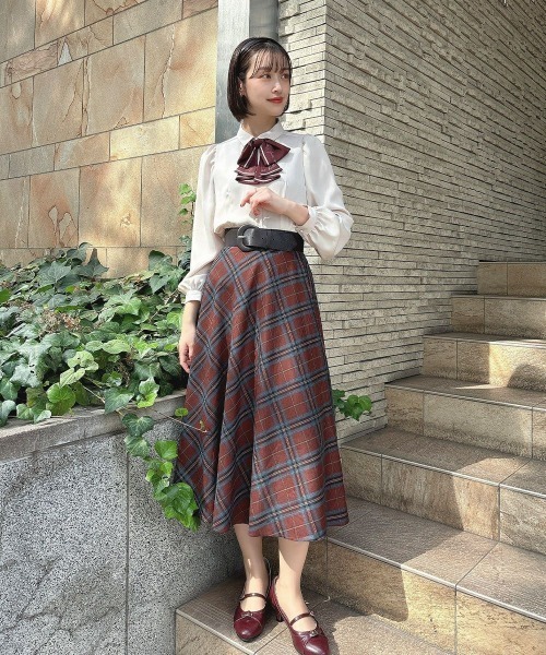 an another angelus（アンアナザーアンジェラス）の「太ベルト付きチェックフレアースカート（スカート・レディース・ブラウン/ブラック/ブルーグリーン・FREE）」の8枚目の写真