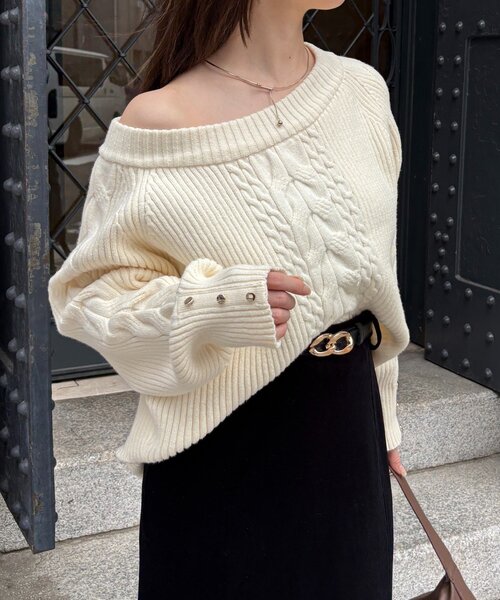 Thevon（ゼボン）の「ボートネックケーブルニット（ニット/セーター・レディース・アイボリー/モカ/ネイビー/レッド・FREE）」の7枚目の写真