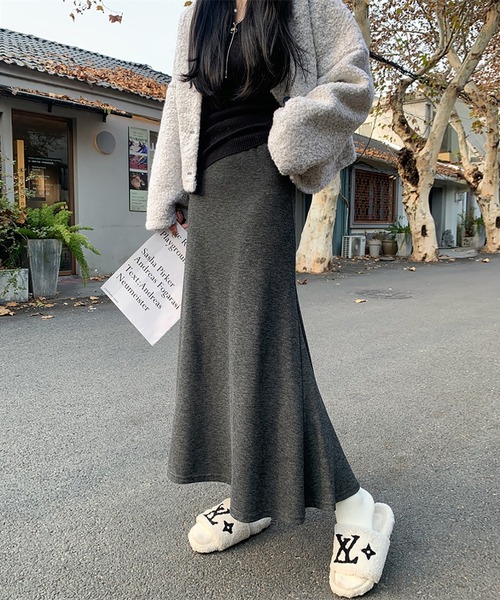 MAISON DE THERESE(メゾン ド テレーズ)の「ニット マーメイド ロングスカート(スカート・レディース・アイボリー/ダークグレー/ブラック・S/M/L)」の3枚目の写真
